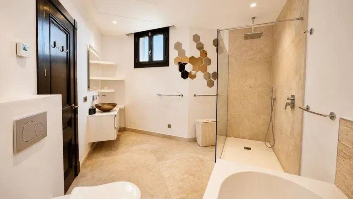 Property main view 37