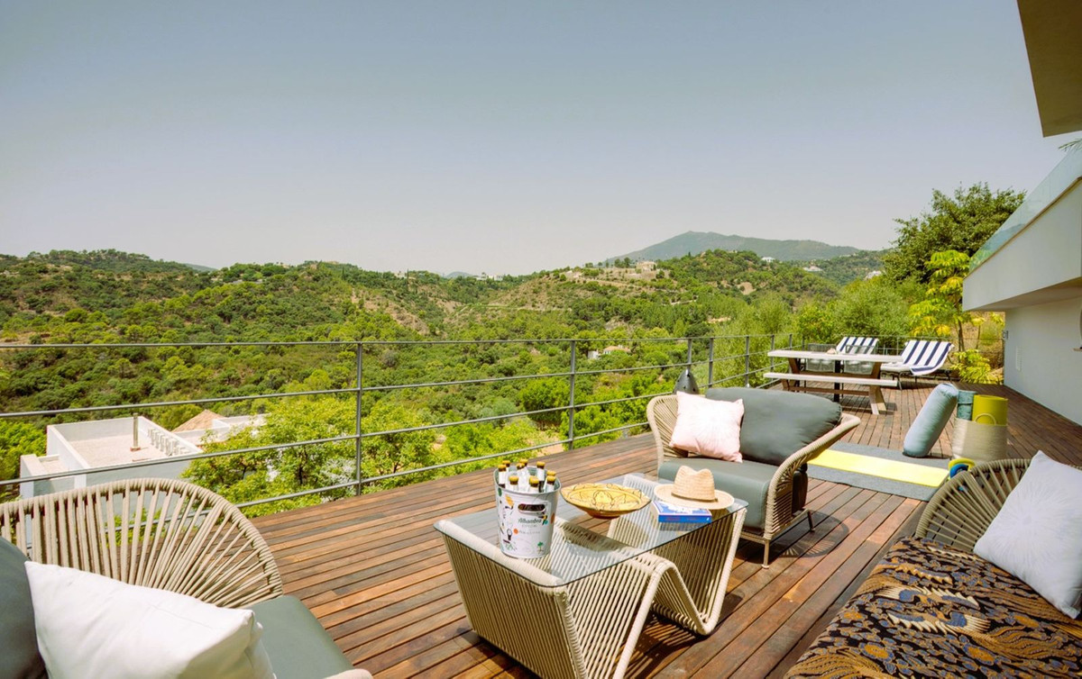 Property main view 40