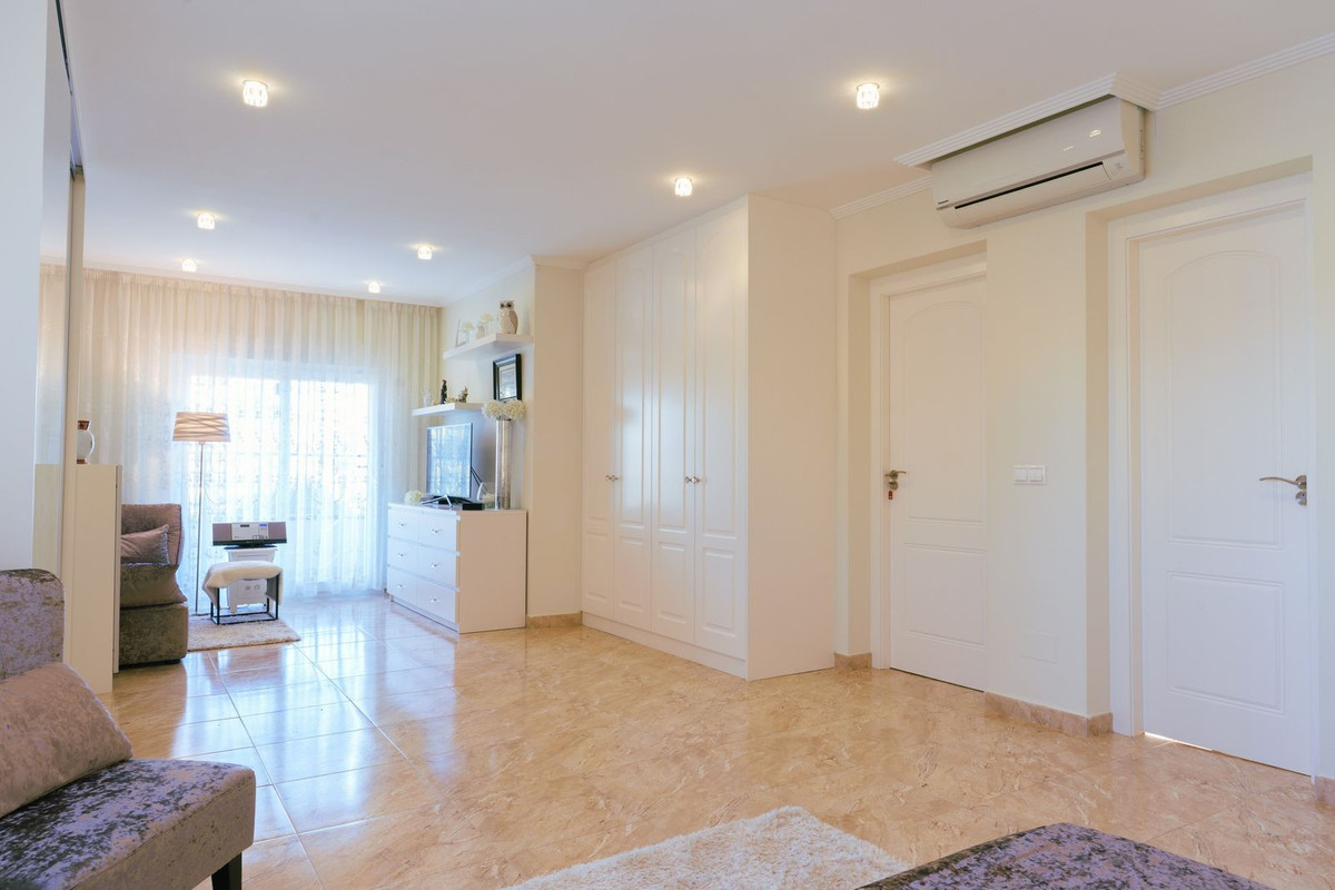 Property main view 32