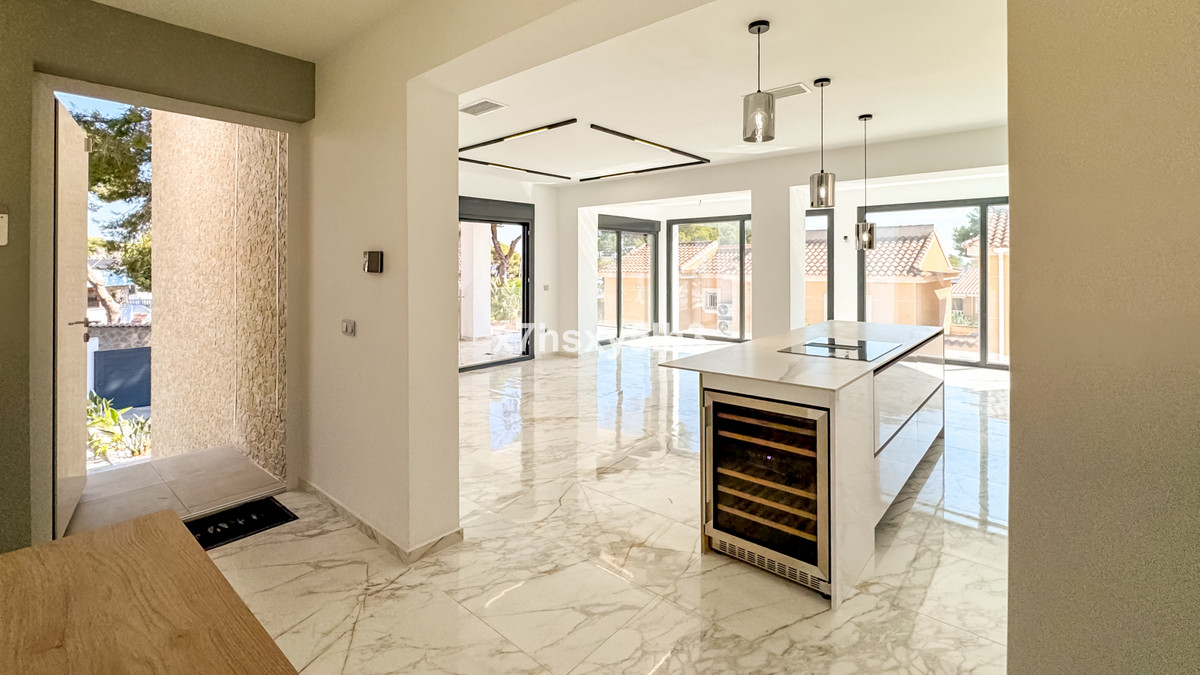 Property main view 4