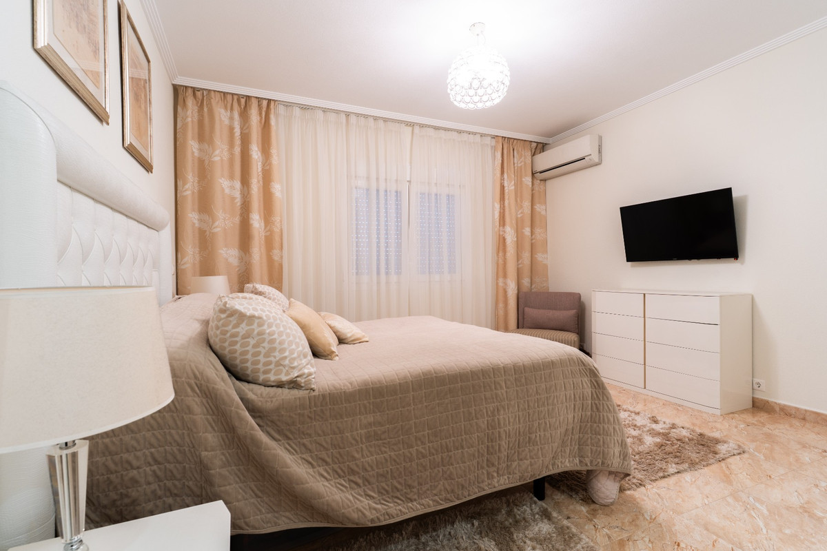 Huis te koop in Los Balcones | 7 slaapkamers H5212600