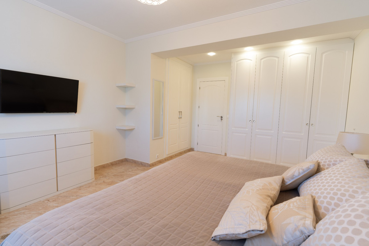 Huis te koop in Los Balcones | 7 slaapkamers H5212600