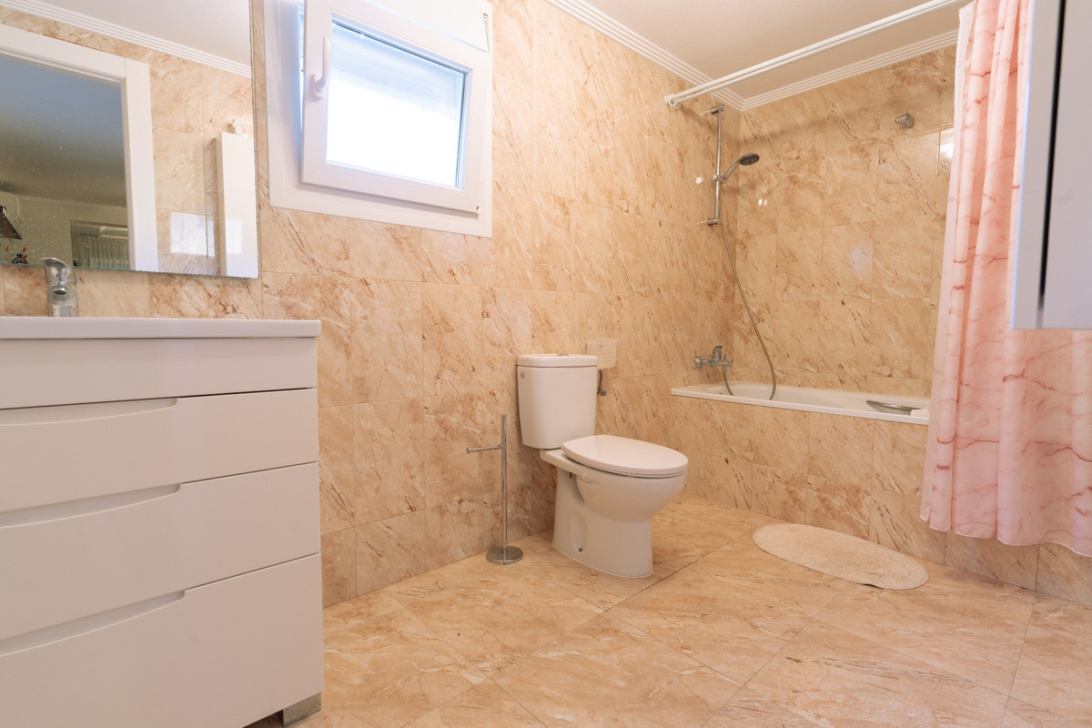 Huis te koop in Los Balcones | 7 slaapkamers H5212600