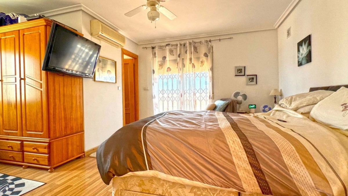 Property main view 44