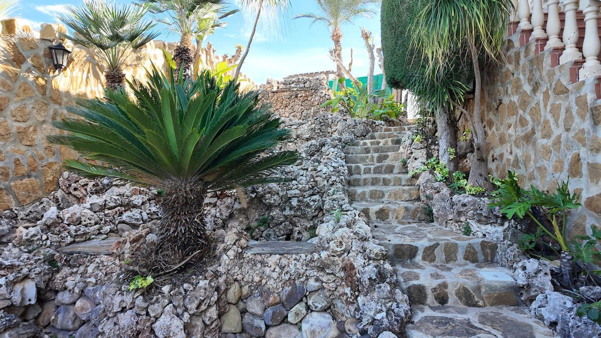 Huis te koop in Los Balcones | 6 slaapkamers H5227492