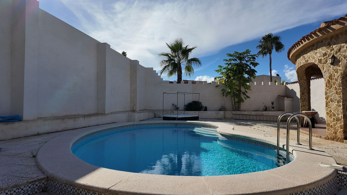 Huis te koop in Los Balcones | 6 slaapkamers H5227492