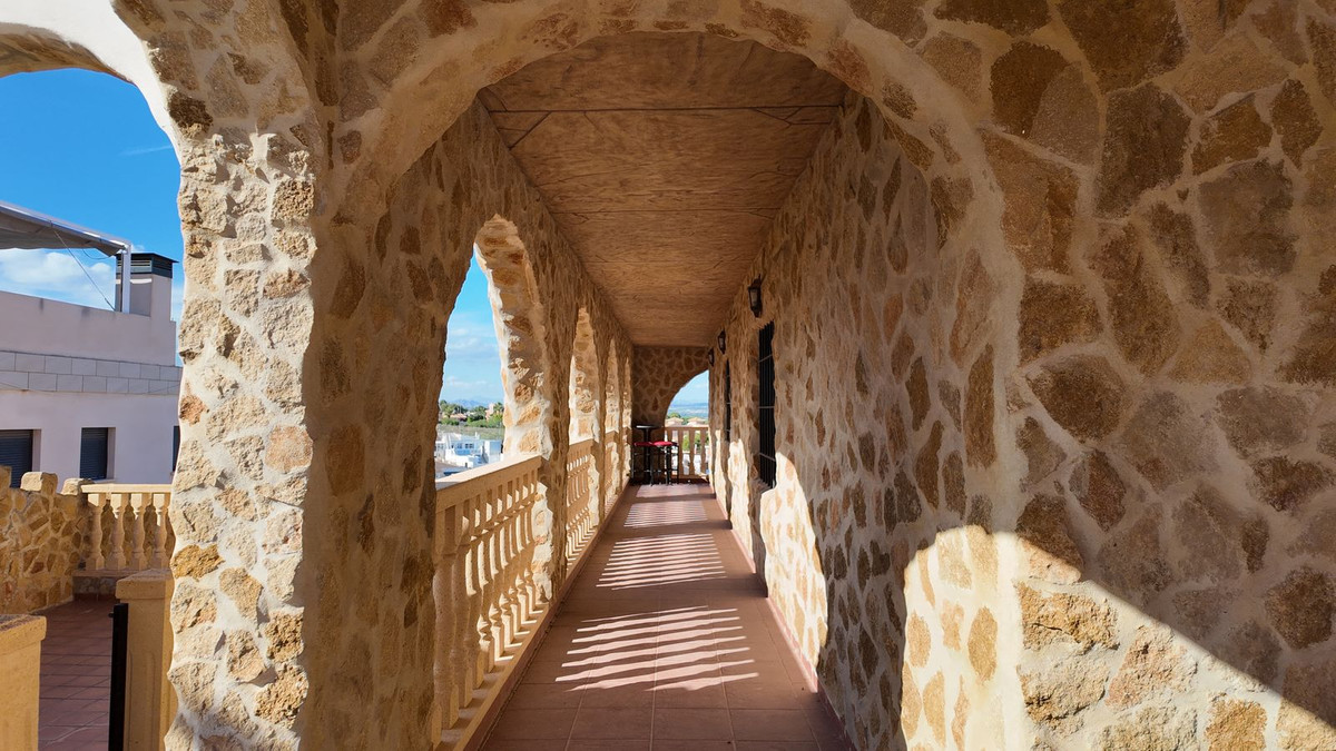 Huis te koop in Los Balcones | 6 slaapkamers H5227492