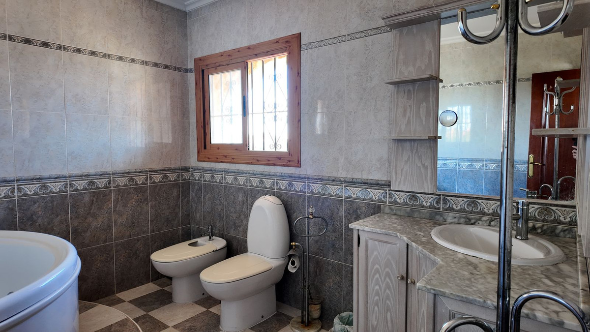 Huis te koop in Los Balcones | 6 slaapkamers H5227492