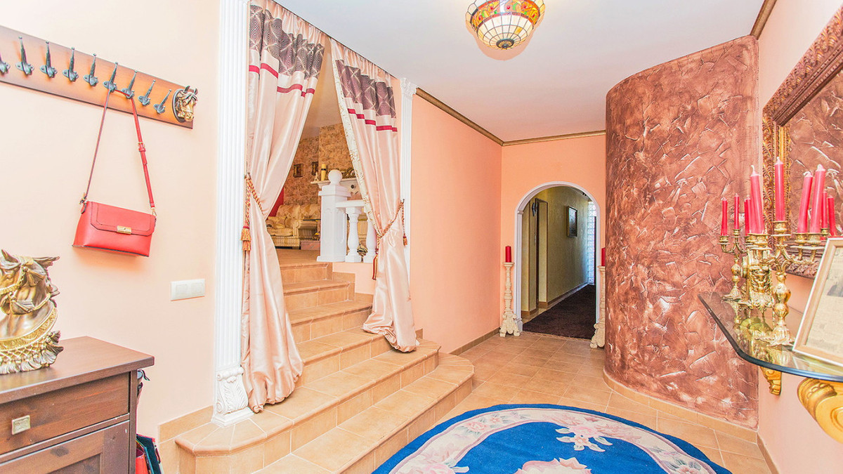 Huis te koop in Los Balcones | 5 slaapkamers H5295445