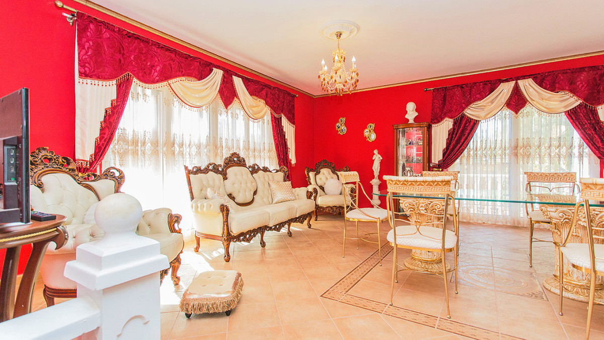 Huis te koop in Los Balcones | 5 slaapkamers H5295445