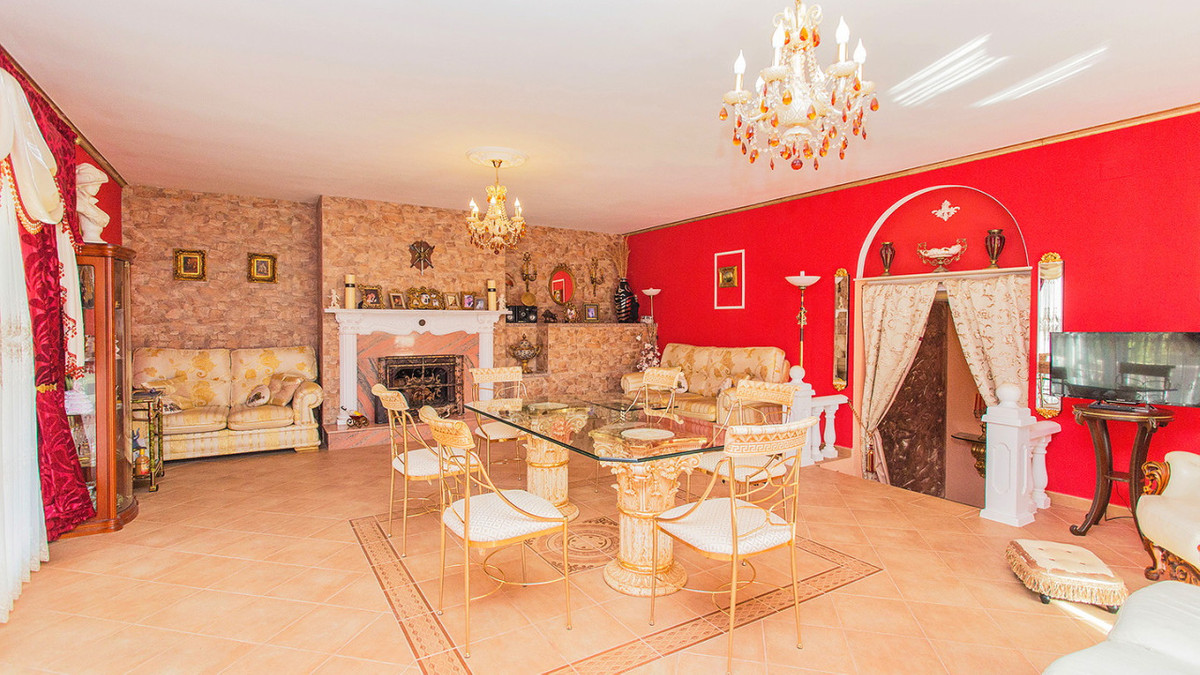 Huis te koop in Los Balcones | 5 slaapkamers H5295445