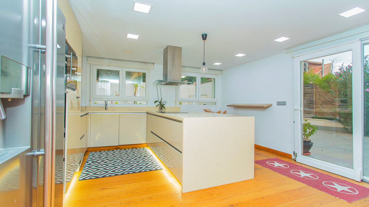 Huis te koop in Los Balcones | 6 slaapkamers H5295454