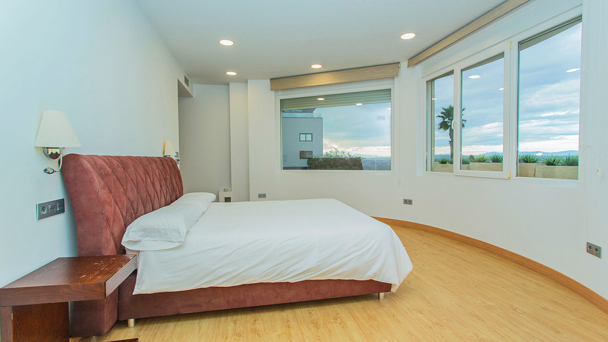 Huis te koop in Los Balcones | 6 slaapkamers H5295454