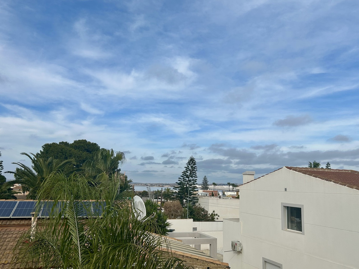 Huis te koop in Los Balcones | 3 slaapkamers H5317759