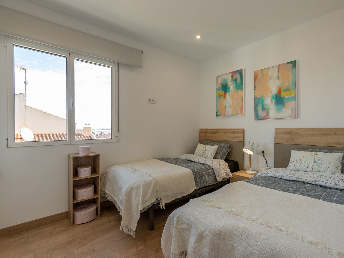 Huis te koop in Los Balcones | 4 slaapkamers H5363839