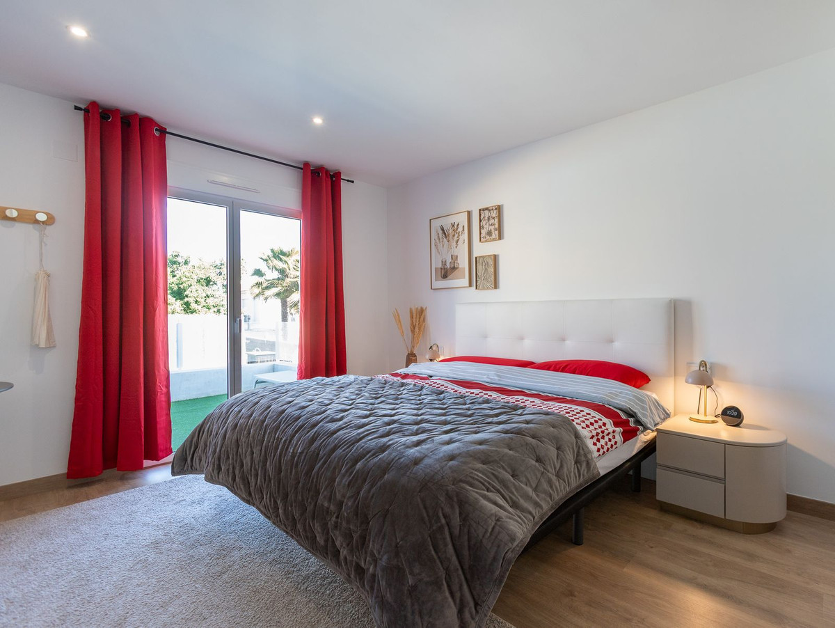 Huis te koop in Los Balcones | 4 slaapkamers H5363839