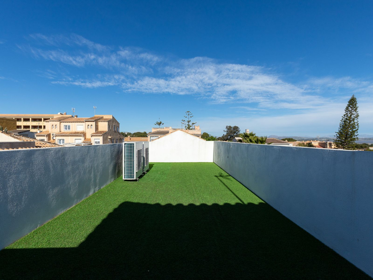 Huis te koop in Los Balcones | 4 slaapkamers H5363839