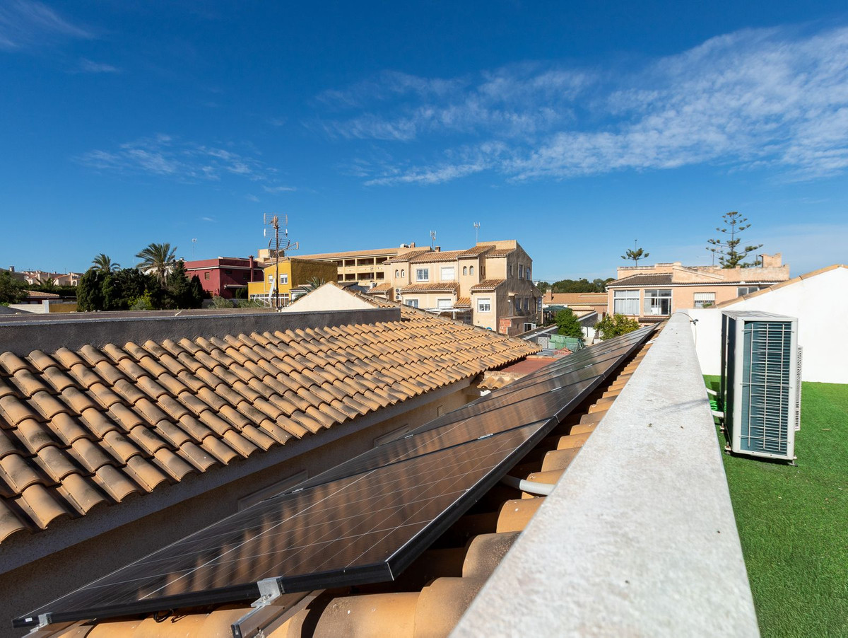 Huis te koop in Los Balcones | 4 slaapkamers H5363839