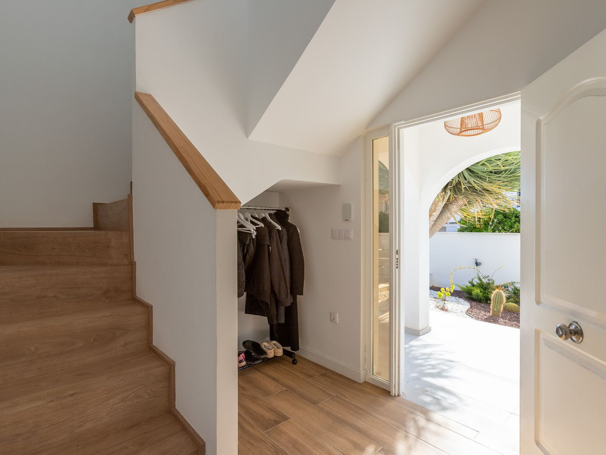 Huis te koop in Los Balcones | 4 slaapkamers H5363839