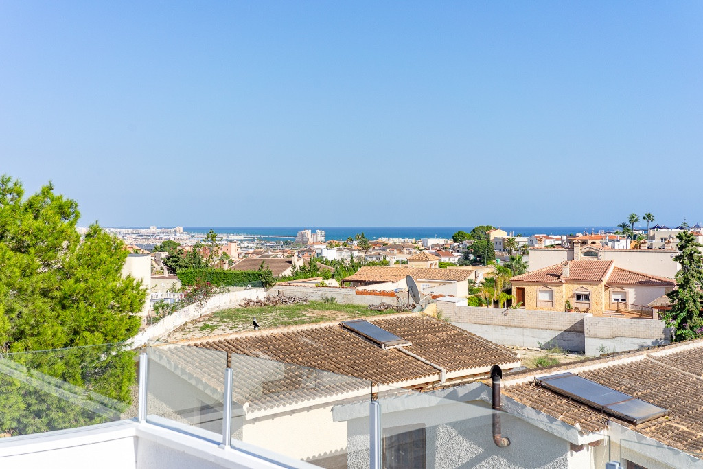 Huis te koop in Los Balcones | 6 slaapkamers H5379337