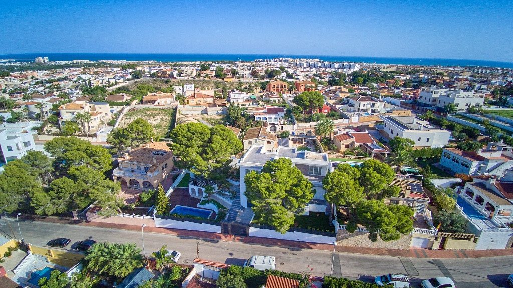 Huis te koop in Los Balcones | 6 slaapkamers H5379337