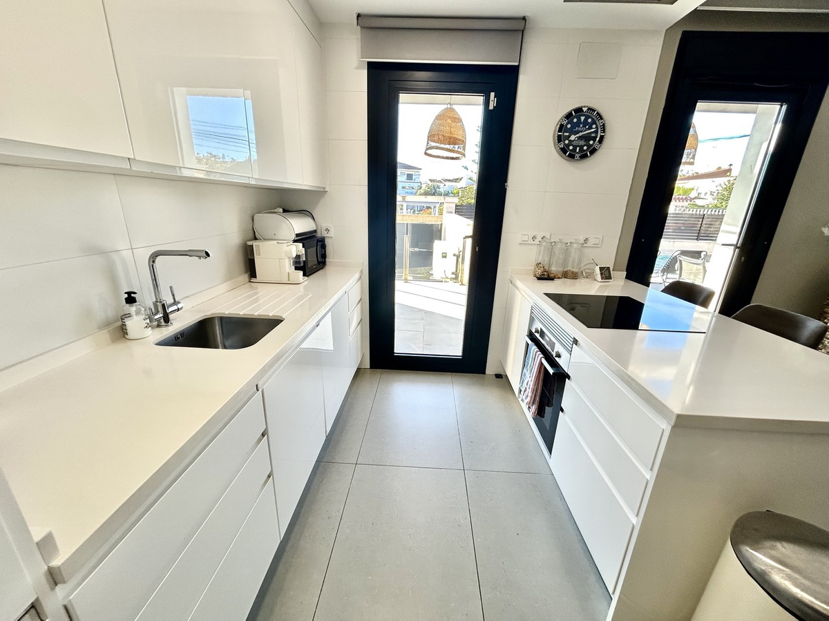 Huis te koop in Los Balcones | 5 slaapkamers H5396809