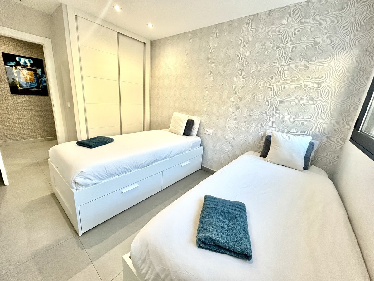Huis te koop in Los Balcones | 5 slaapkamers H5396809