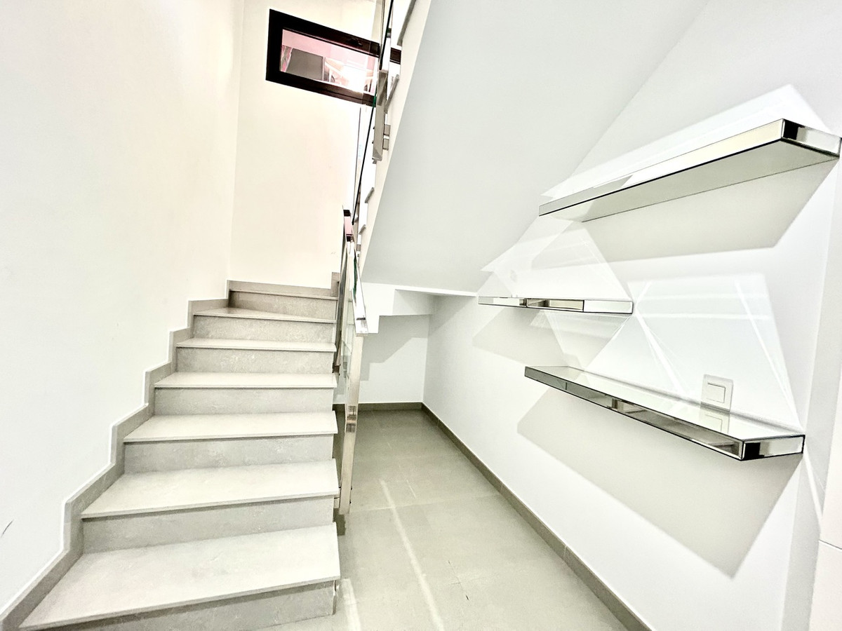 Huis te koop in Los Balcones | 5 slaapkamers H5396809
