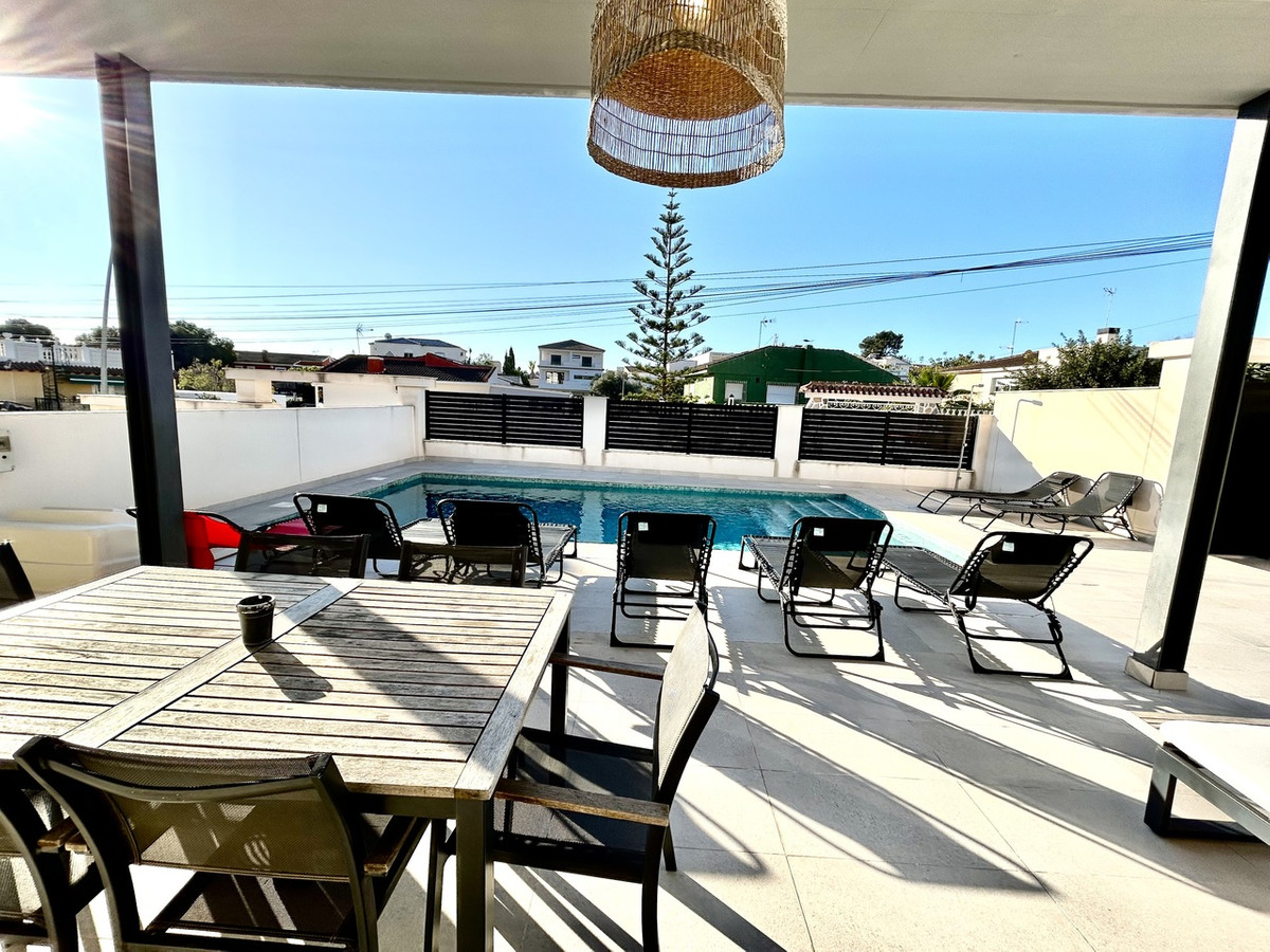Huis te koop in Los Balcones | 5 slaapkamers H5396809