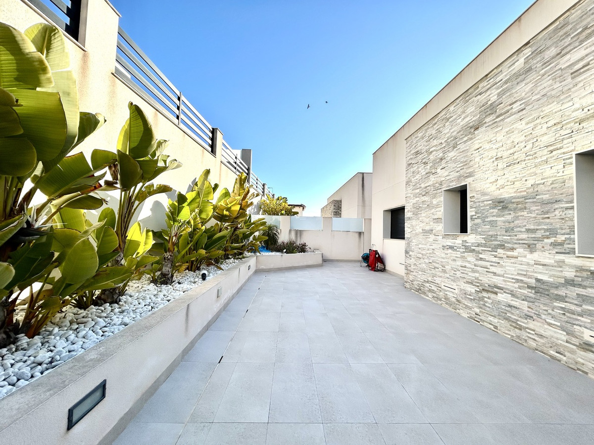Huis te koop in Los Balcones | 5 slaapkamers H5396809