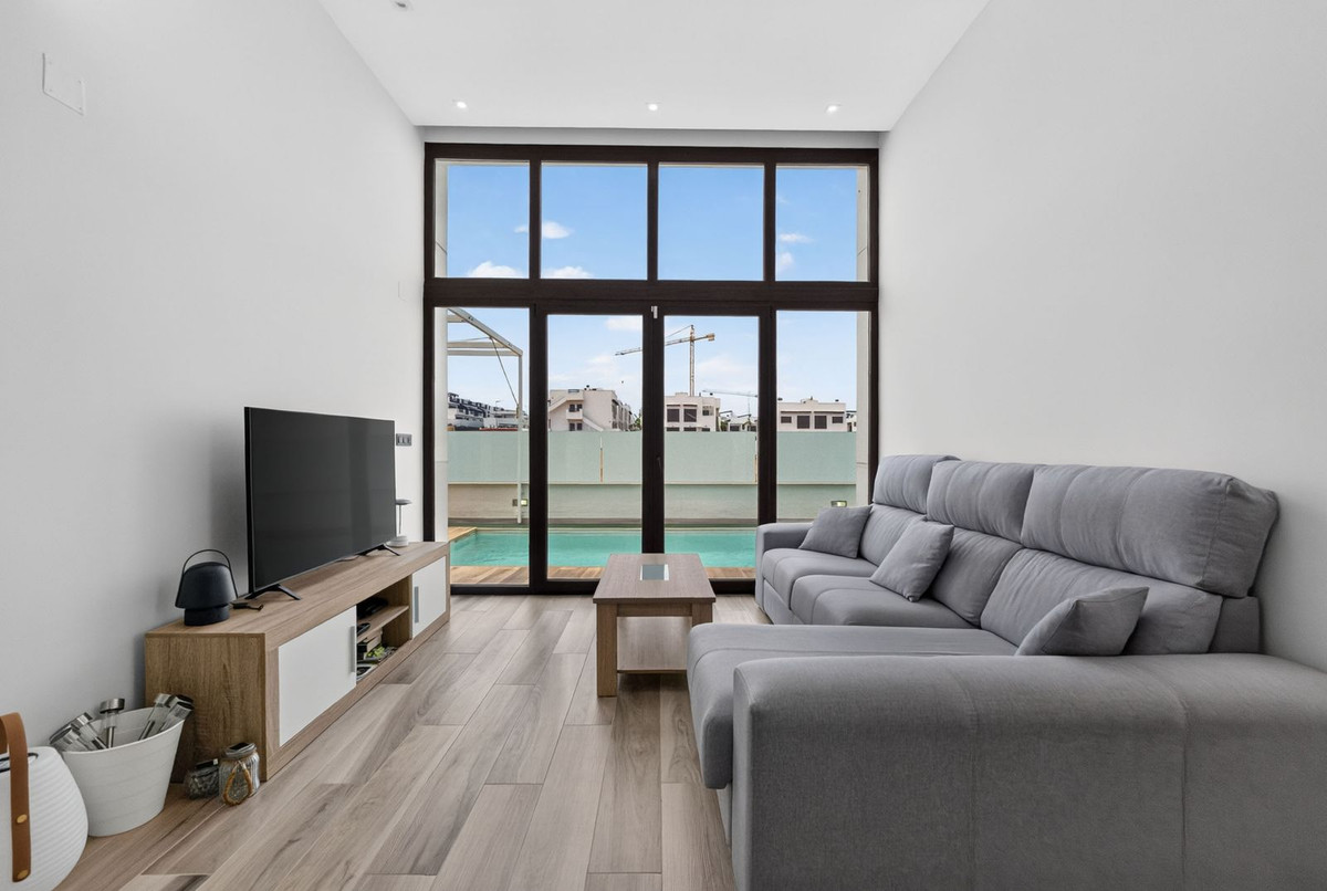 Huis te koop in Los Balcones | 4 slaapkamers H5421052