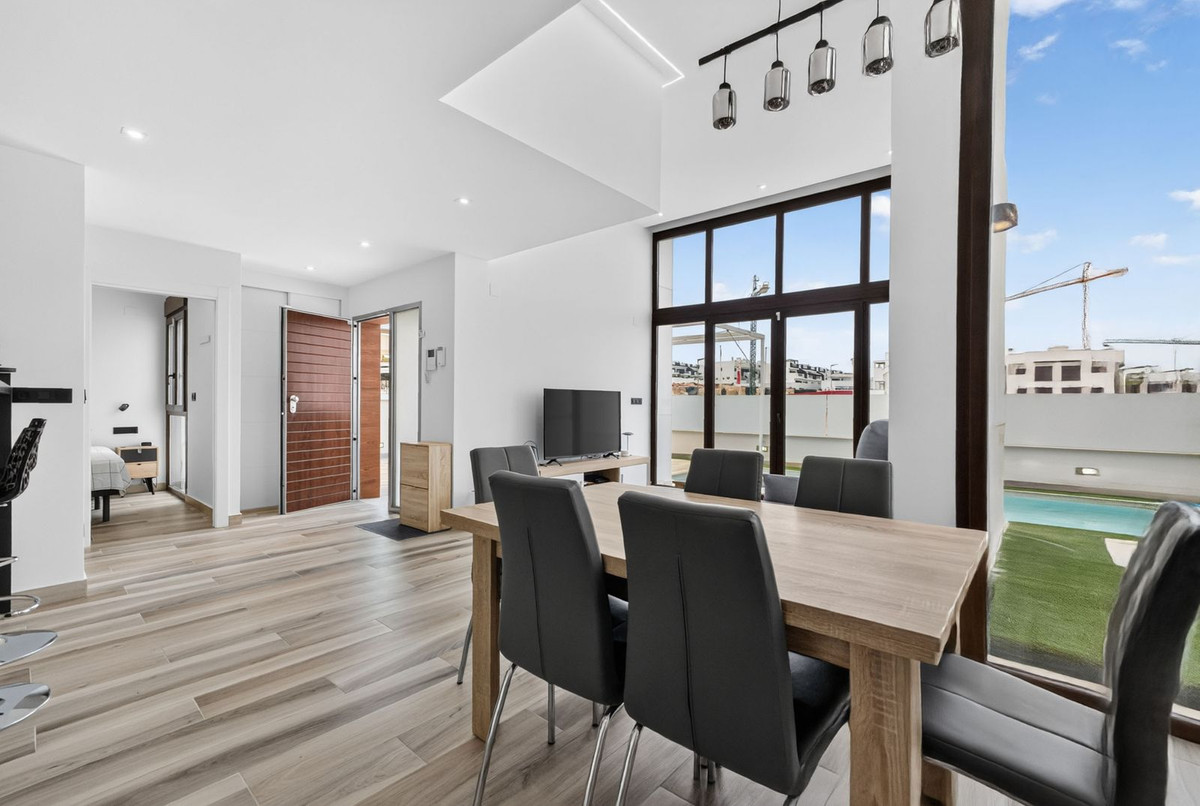 Huis te koop in Los Balcones | 4 slaapkamers H5421052