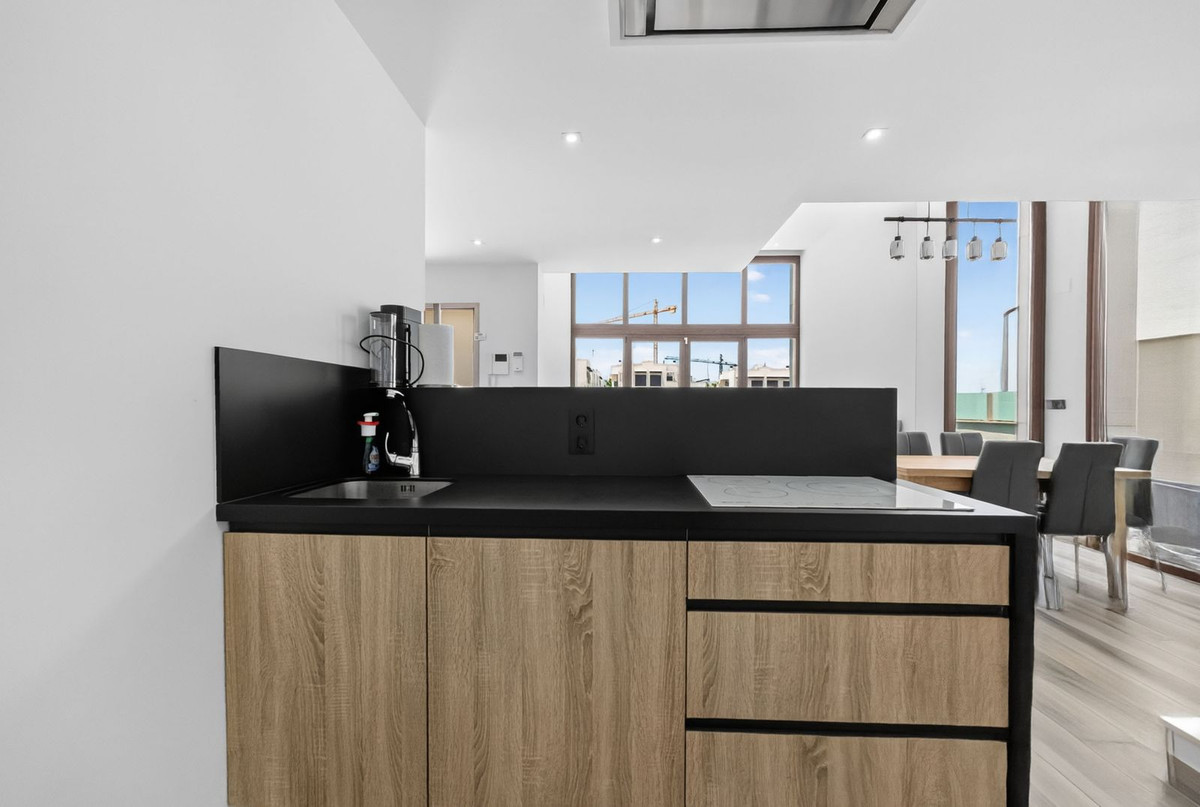 Huis te koop in Los Balcones | 4 slaapkamers H5421052