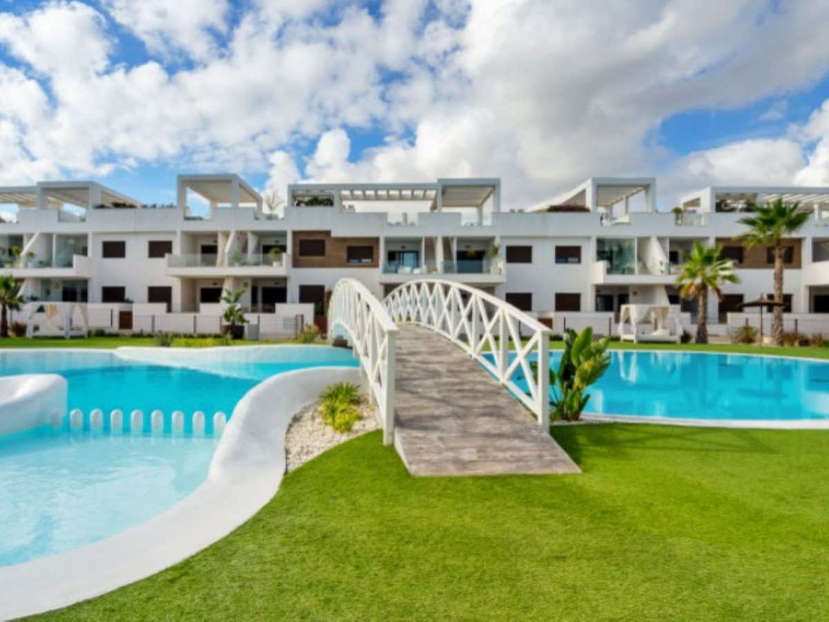 Huis te koop in Los Balcones | 4 slaapkamers H5421052