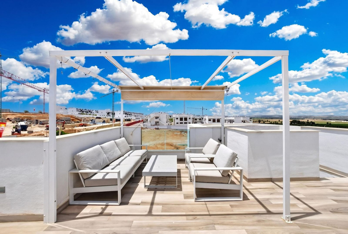Huis te koop in Los Balcones | 4 slaapkamers H5421052