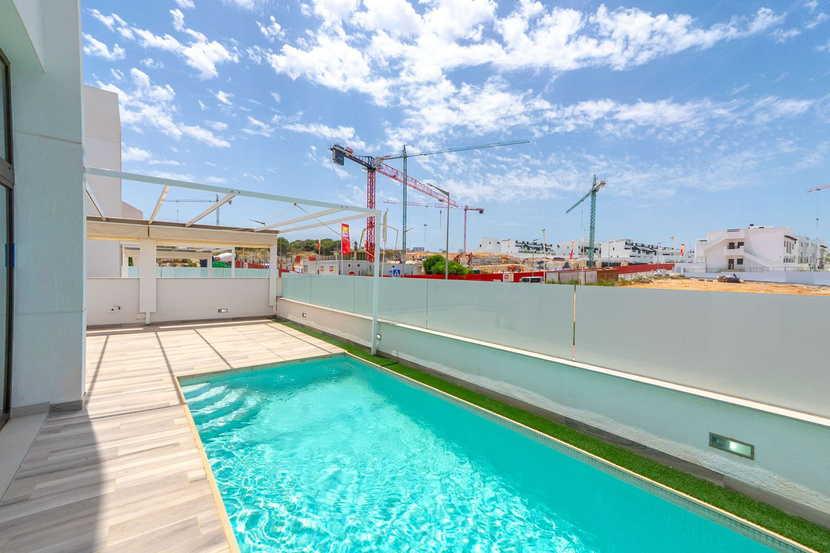 Huis te koop in Los Balcones | 4 slaapkamers H5421052