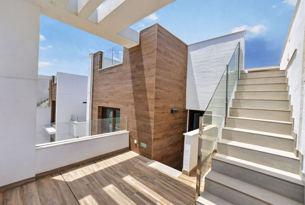 Property main view 44