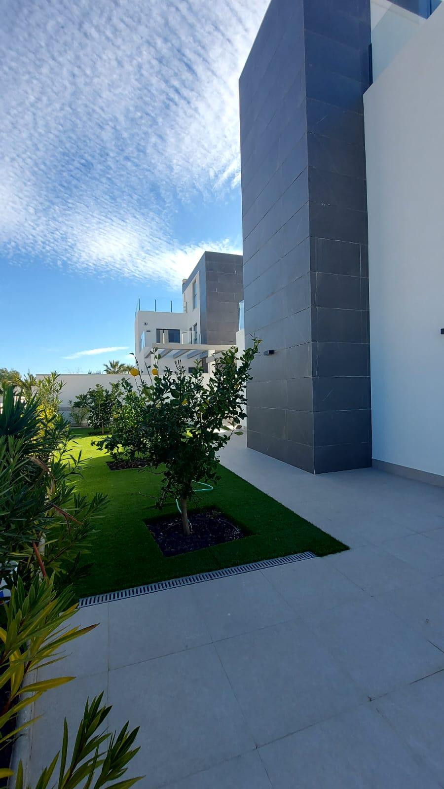Property main view 40