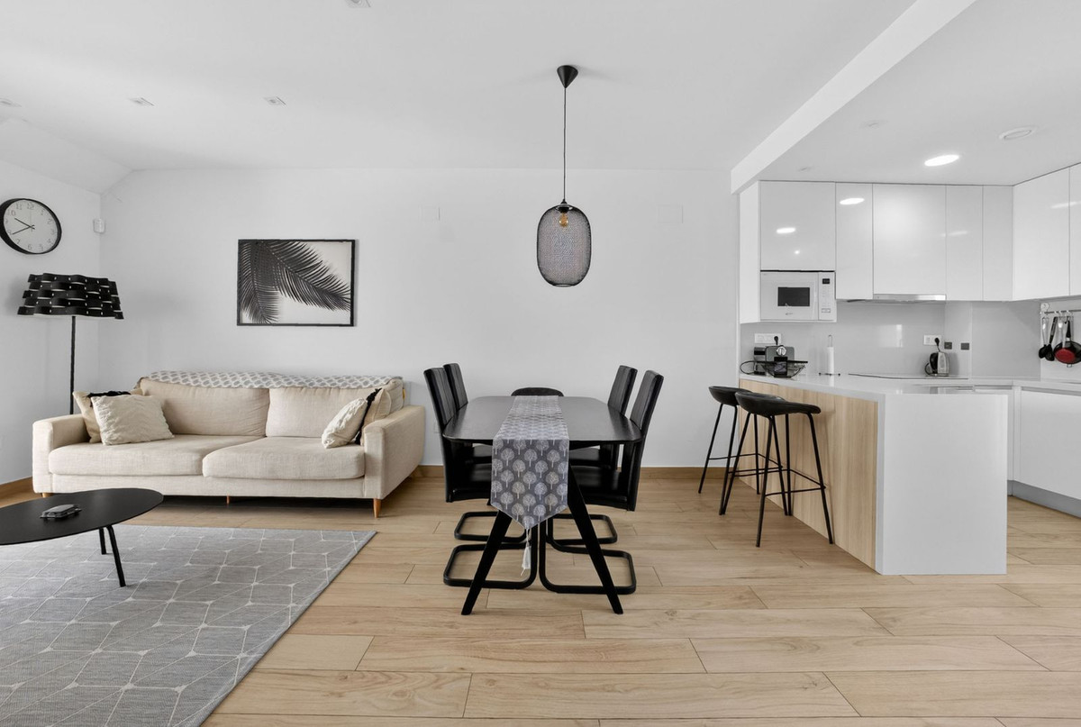 Appartement te koop in Los Balcones | 2 slaapkamers H5430316