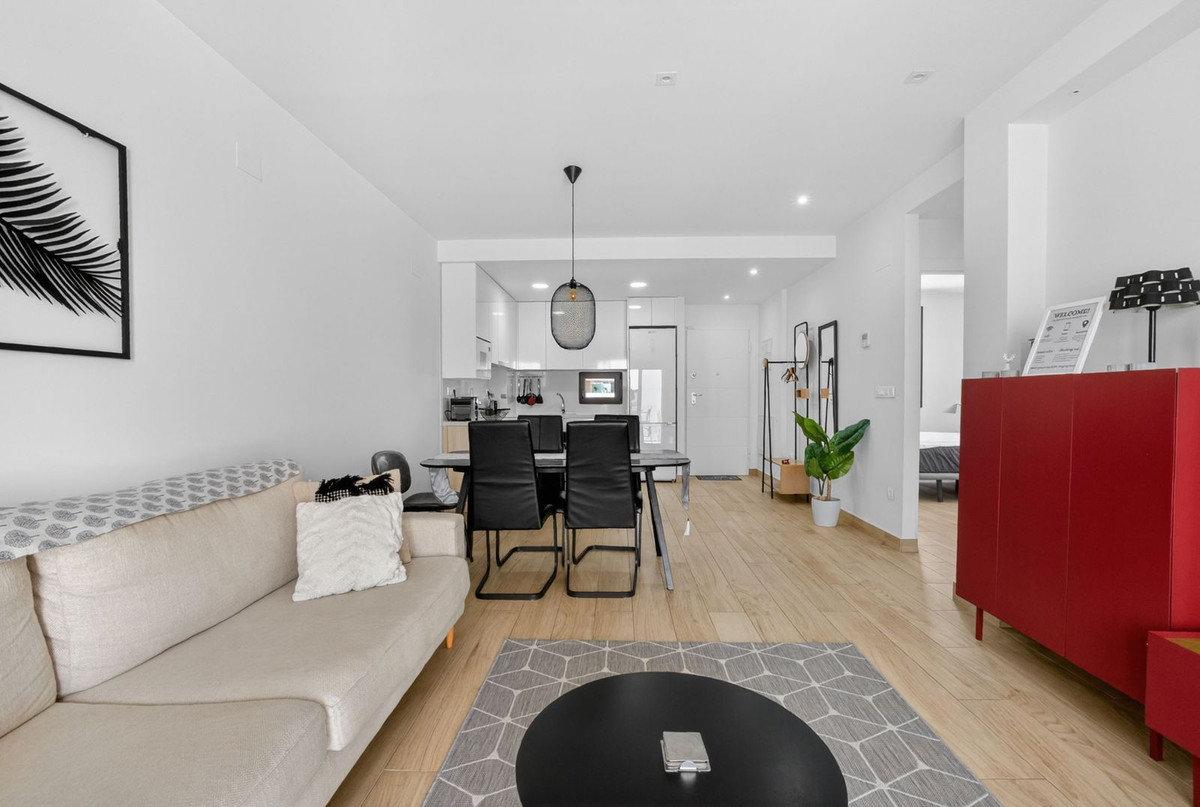 Appartement te koop in Los Balcones | 2 slaapkamers H5430316