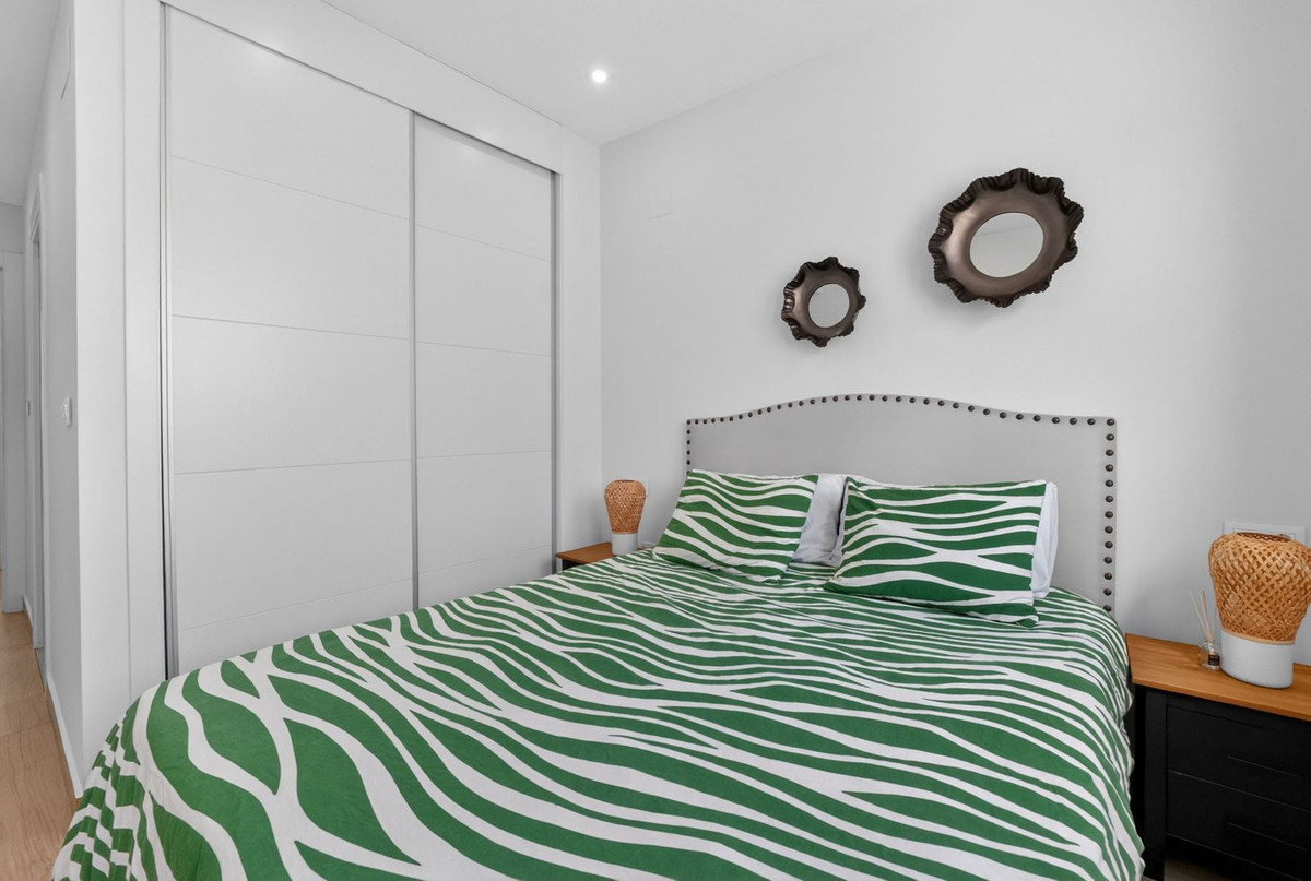 Appartement te koop in Los Balcones | 2 slaapkamers H5430316