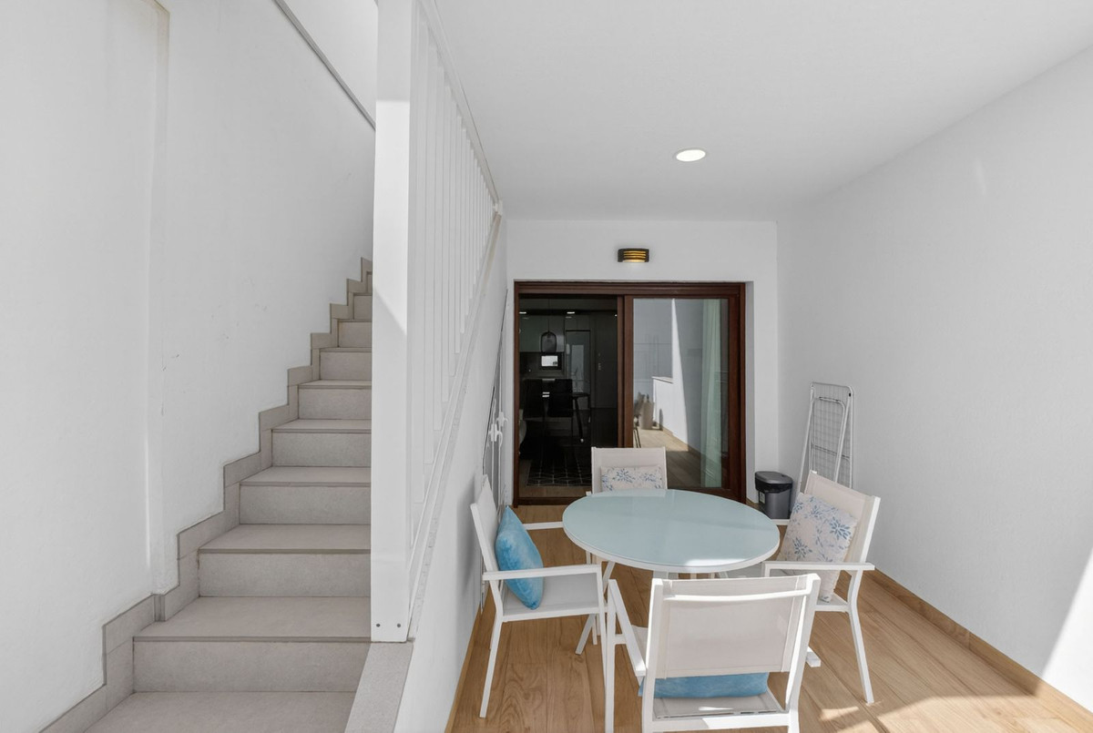 Appartement te koop in Los Balcones | 2 slaapkamers H5430316