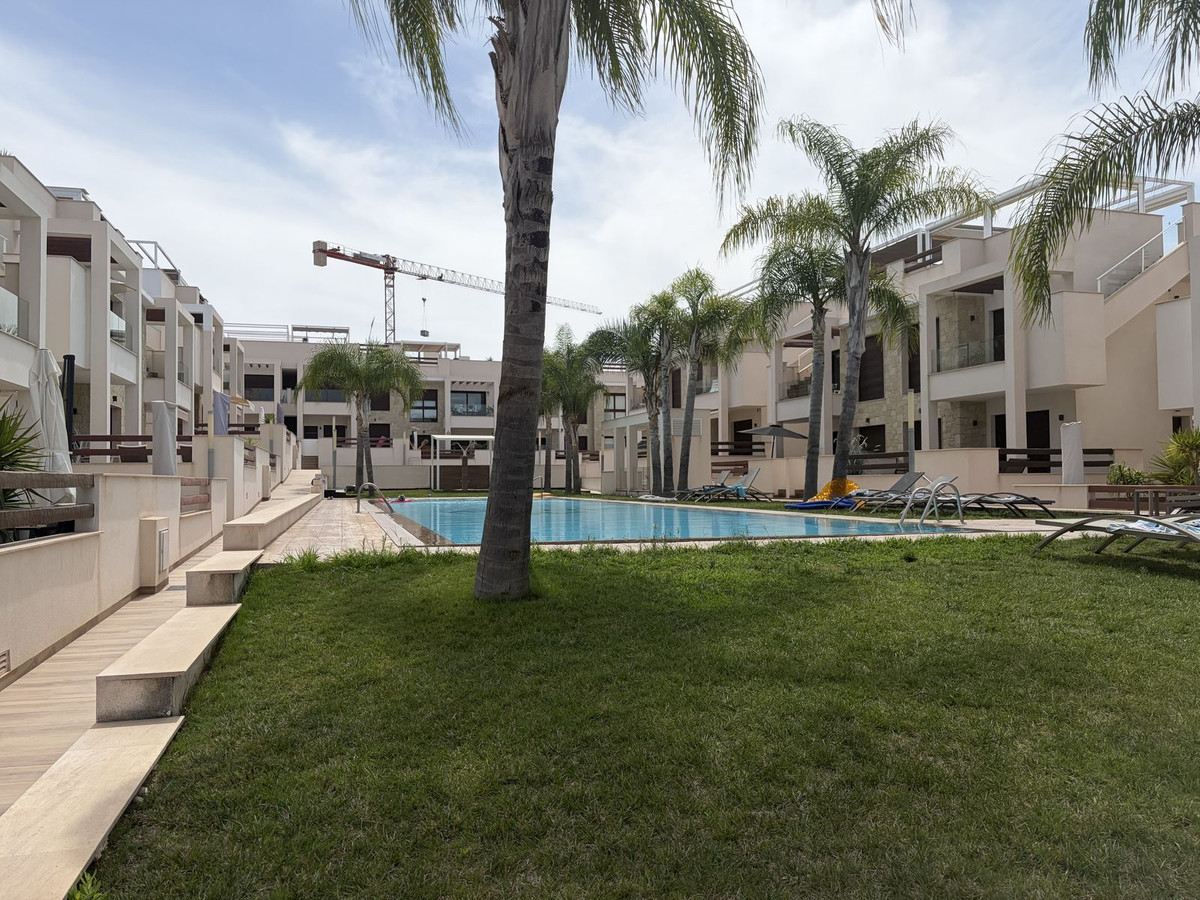 Huis te koop in Los Balcones | 2 slaapkamers H5462434