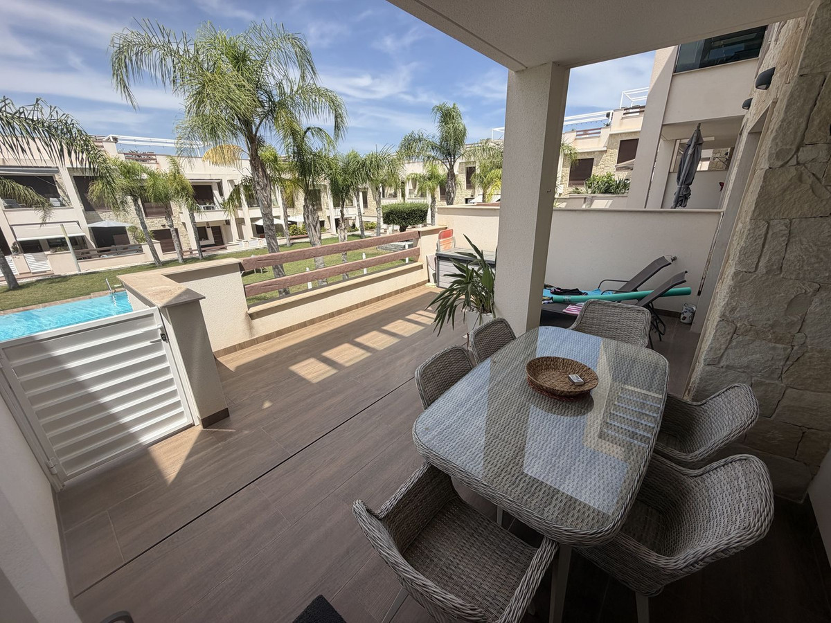 Huis te koop in Los Balcones | 2 slaapkamers H5462434