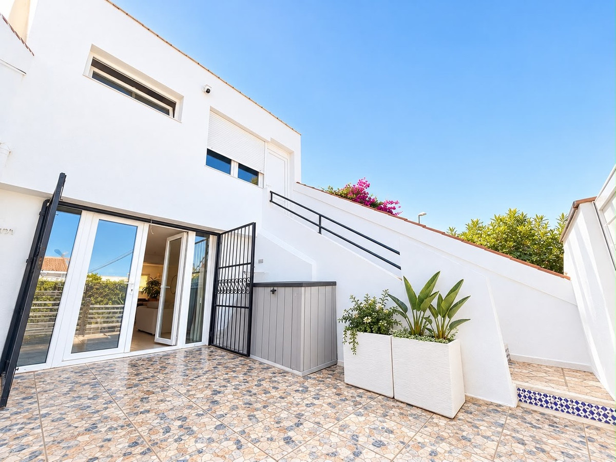 Huis te koop in Los Balcones | 3 slaapkamers H5480998