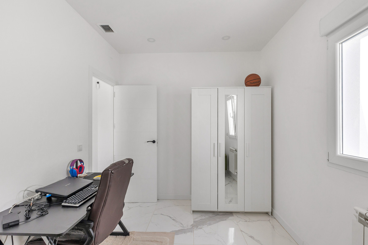 Property main view 32