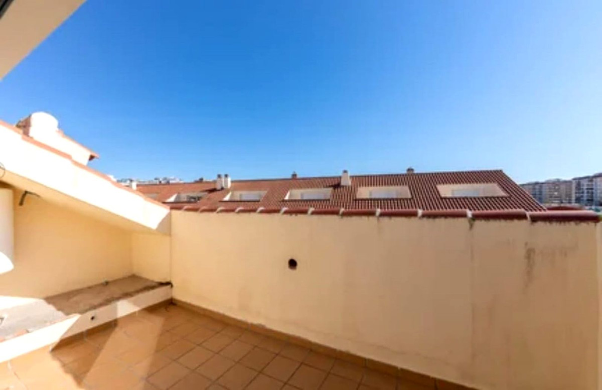 Huis te koop in Los Boliches | 4 slaapkamers H5044714