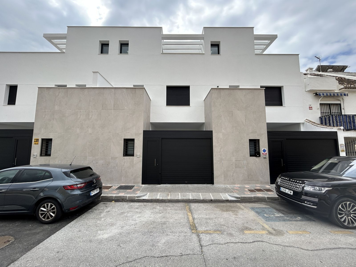 Huis te koop in Los Boliches | 3 slaapkamers H5050495