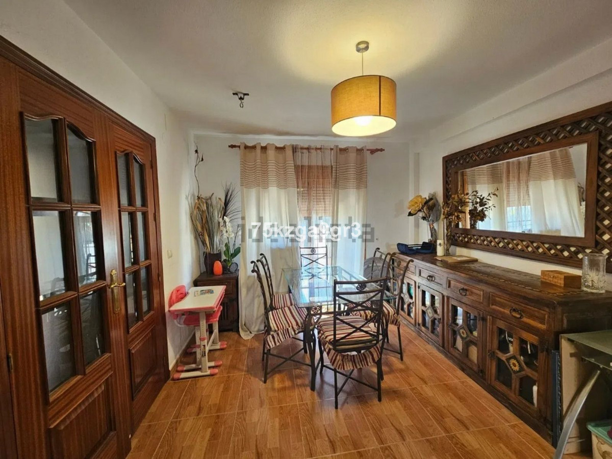 Huis te koop in Los Boliches | 4 slaapkamers H5055763