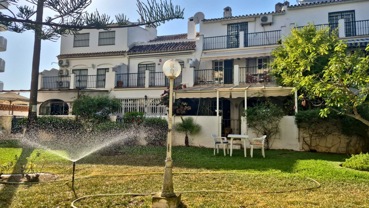 Huis te koop in Los Boliches | 5 slaapkamers H5152867